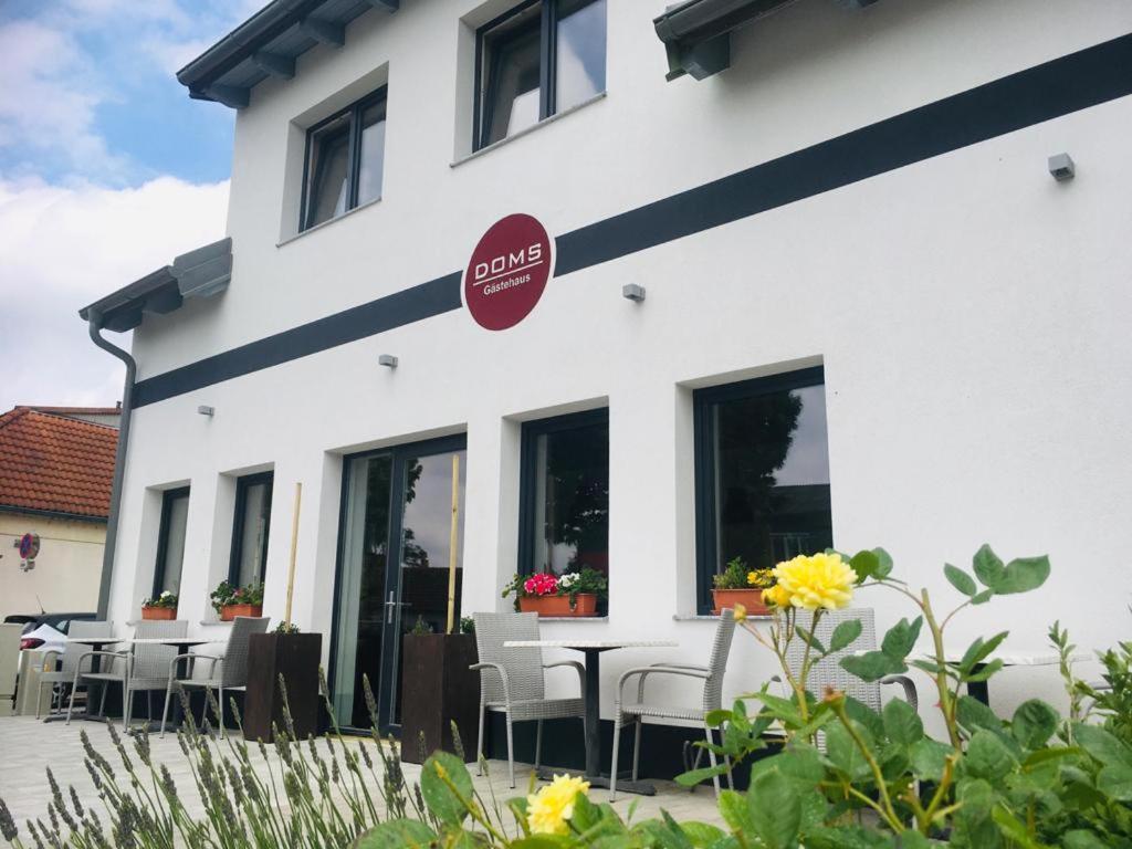 Doms Gaestehaus Frauenkirchen Ngoại thất bức ảnh