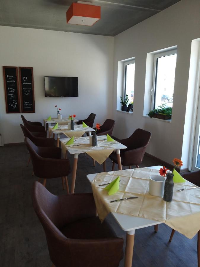 Doms Gaestehaus Frauenkirchen Ngoại thất bức ảnh